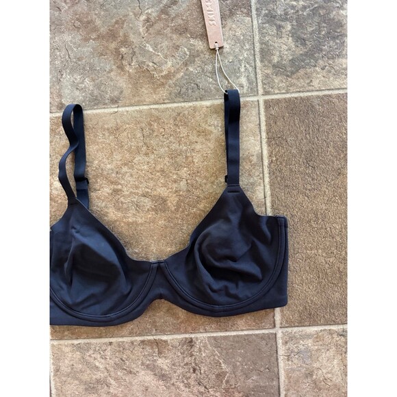 Skims Fits Everybody Unlined Demi Bra Onyx Size 34DD - Picture 5 of 10